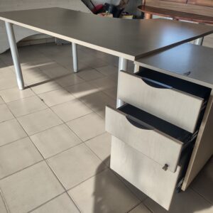 Bureau Professionnel Fonctionnel avec Caisson de Rangement